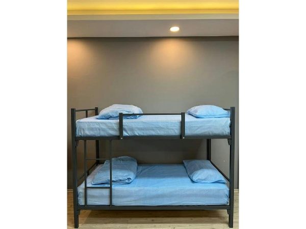 İki katlı Metal Ranza